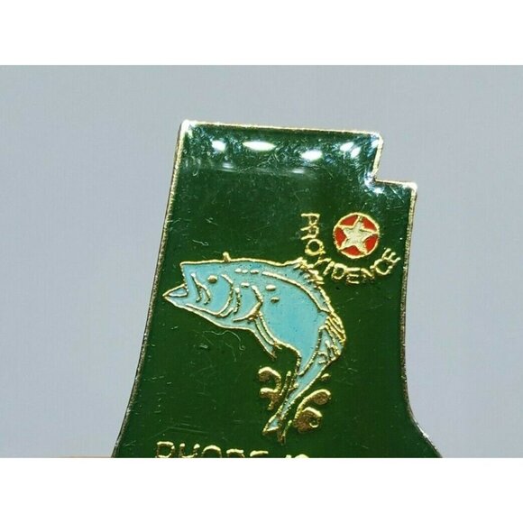 P.W.I.I Houston Texas & Providence Rhode Island Ocean State Laminated Pin Button - Picture 4 of 8